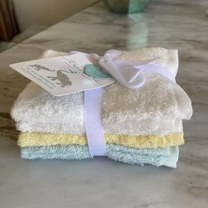 Set of ultra soft bamboo washcloth towels face and body and beauty set
